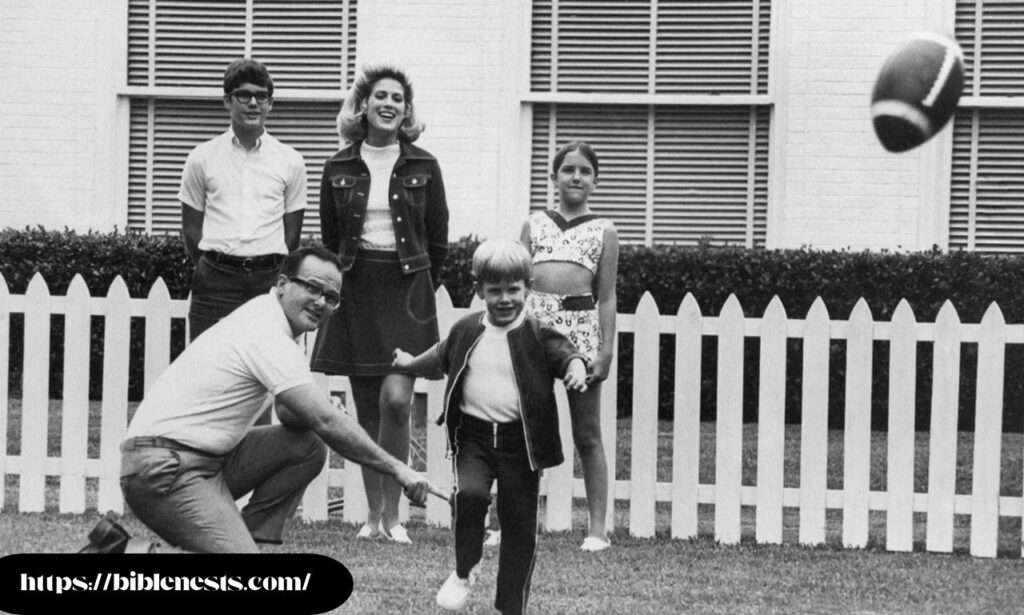 Clark Hunt’s Early Life and Education