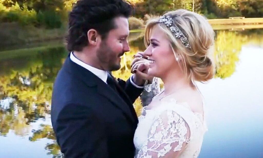 Marriage Timeline: Wedding Details and Years Together